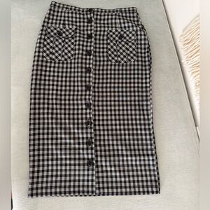 Vintage Plaid Black and White Button-Down Skirt made in Spain